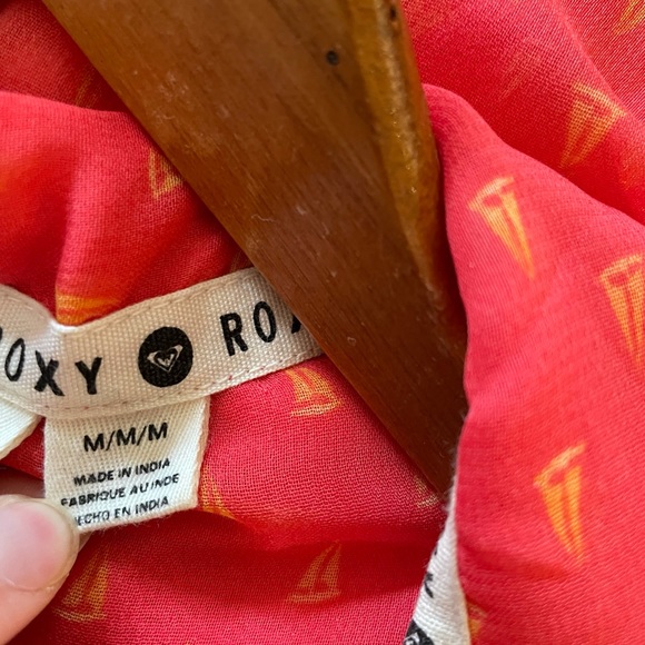 Roxy Sheer Tank Top Button Up Collared Blouse Size Medium - Picture 9 of 10